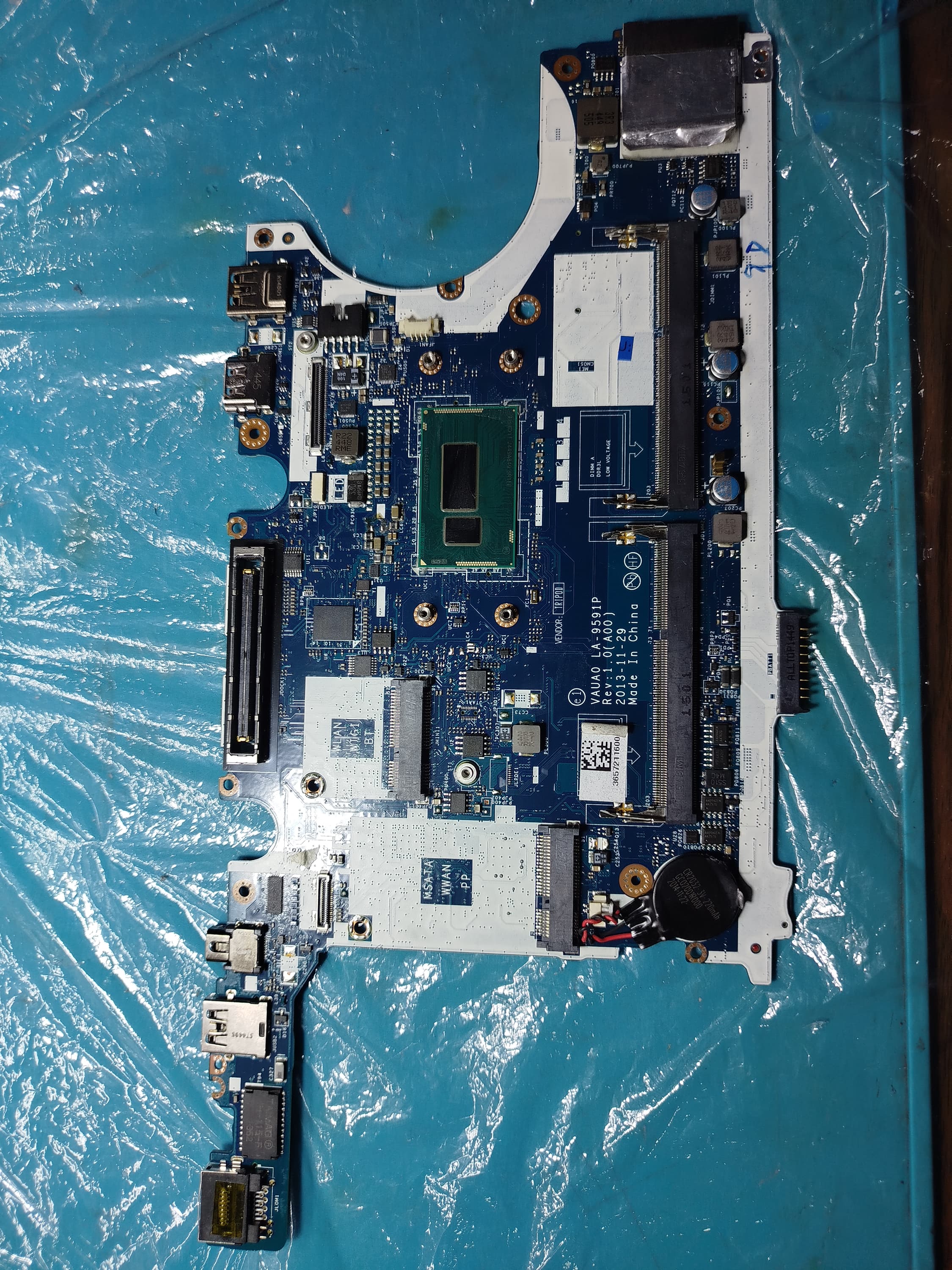 Tarjeta madre Dell Latitude E7440 LA-9591P (Donante)